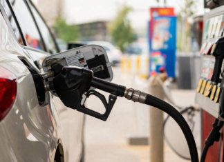 Philadelphia Gas Prices Near $4 as Surge Accelerates Weeks After Initial Spike